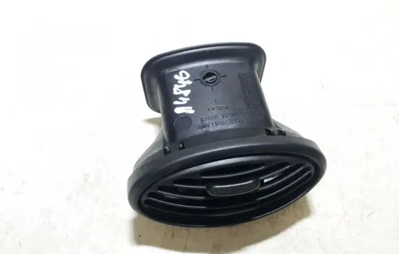 Ford Focus Dash center air vent grill 98ab19893akw