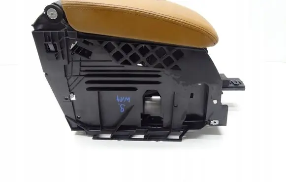 Volkswagen Golf VI Armrest 1K5864251C