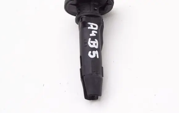 Audi A4 S4 B5 8D Front seat headrest 8D0881920