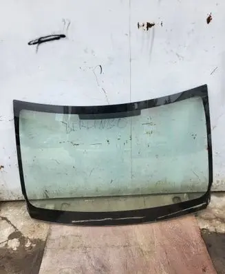 Citroen Berlingo Front windscreen/windshield window 
