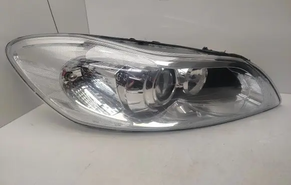 Volvo C30 Headlight/headlamp 44R15