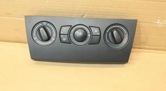 BMW 1 E81 E87 Climate control unit 6960860