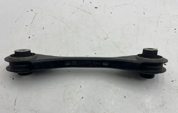 Volkswagen ID.7 Rear upper control arm/wishbone 1EA501531 1EA501529