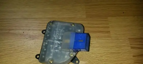 Subaru Legacy Electric window control switch