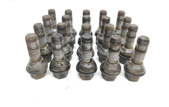 Volvo S90, V90 Nuts/bolts 