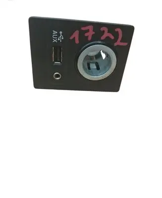 Skoda Superb B8 (3V) USB socket connector 5Q0035726E 316064194884