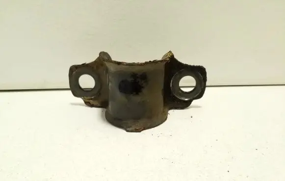 Ford S-MAX Sway bar bush bracket, front 