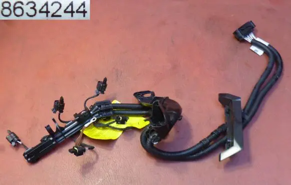 BMW 2 F46 Fuel injector wires 8634244
