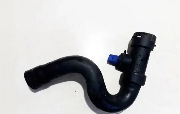 Audi A6 S6 C5 4B Engine coolant pipe/hose 4b0121049a