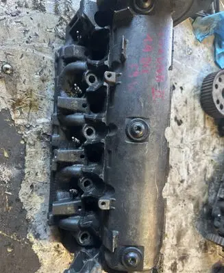 Renault Laguna II Engine head 