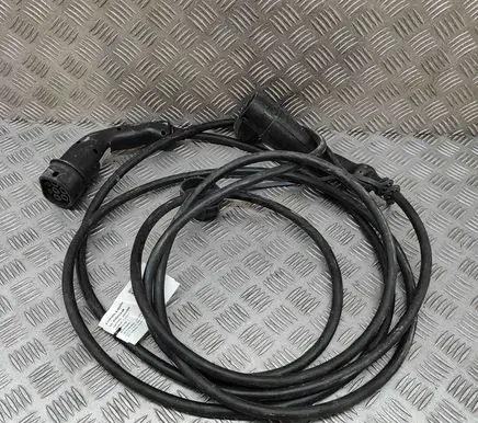 Nissan Leaf II (ZE1) Electric car charging cable 33329534 296M45SH1A
