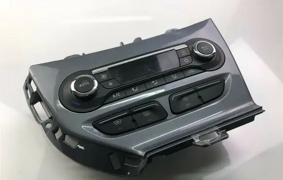 Ford Focus Climate control unit BM5T18C612CL P1882