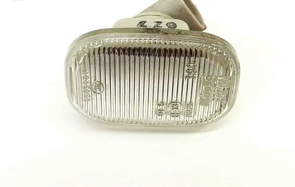 Lexus RX 330 - 350 - 400H Front fender indicator light A045053