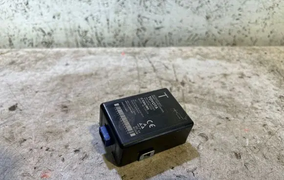 Toyota Yaris Door control unit/module 897400D280 ER3625614 0034092