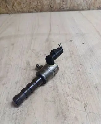Renault Scenic II - Grand scenic II Camshaft vanos timing valve 108674