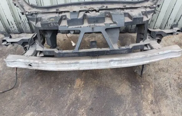 Renault Scenic II - Grand scenic II Radiator support slam panel