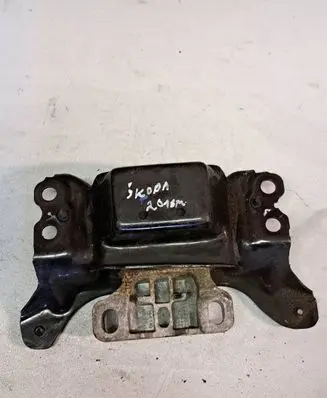 Volkswagen Golf VII Engine mount bracket 5Q0199555AB 07012015