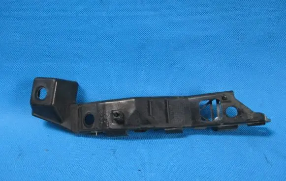 KIA Ceed Front bumper mounting bracket 86513-1H500