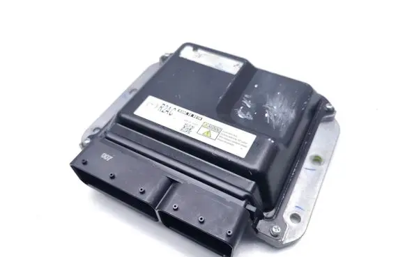 Mazda 6 Engine control unit/module R2AC18881N 275700-0070 K4238