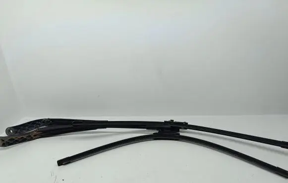 Volkswagen Sharan Windshield/front glass wiper blade 7M3955409B