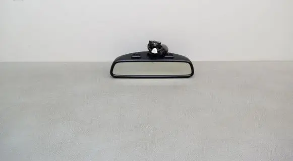 Rear view mirror (interior)