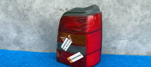 Volkswagen Golf III Tail light bulb cover holder 1H9945257
