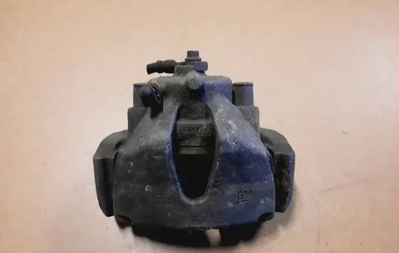 Opel Zafira B Front brake caliper