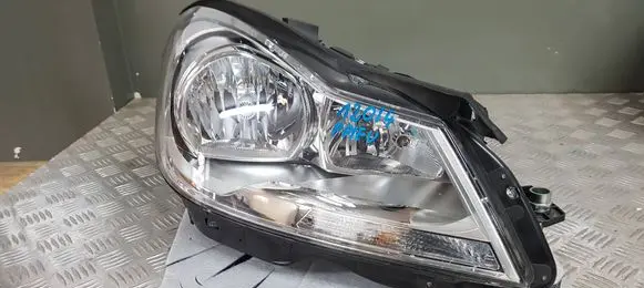 Mercedes-Benz C W204 Headlight/headlamp 030127020600 LE09A6219 011A02AT