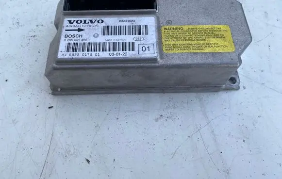 Volvo V70 Airbag control unit/module P8651523