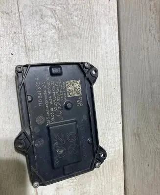Skoda Octavia Mk3 (5E) Xenon control unit/module 1t0941329b