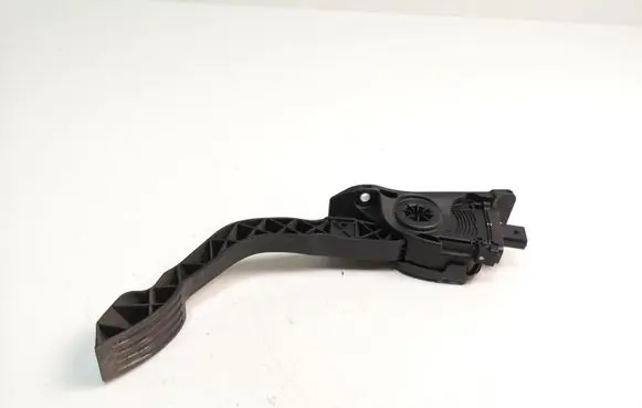 Ford Grand C-MAX Accelerator throttle pedal AV619F836BB