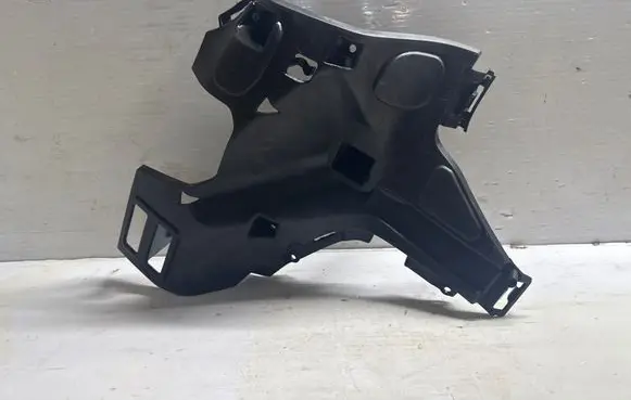 Front bumper mounting bracket