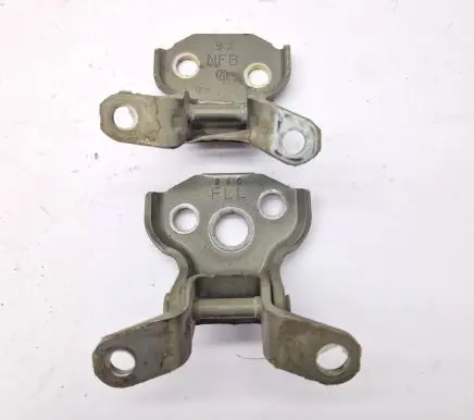Subaru Outback (BT) Front door hinge set 