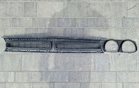 Dodge Avenger ACC Distronic radar sensor grill/trim 