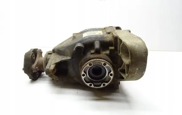 BMW X1 E84 Rear differential 7615390