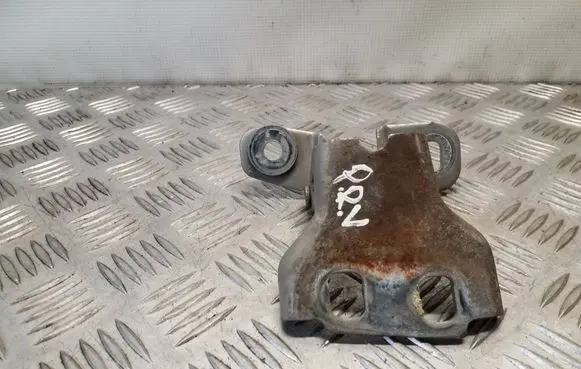 Jeep Grand Cherokee (WK) Front door upper hinge 