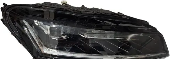 Skoda Superb B8 (3V) Headlight/headlamp 3V1941016D 3V1.941.016D