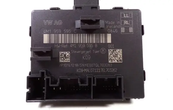 Volkswagen Touareg III Central body control module 4M1959595C 4M1959595B