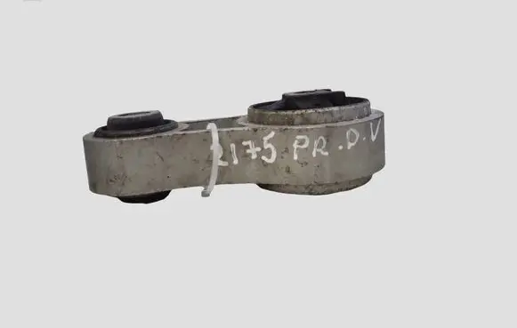 Opel Vivaro Engine mount bracket