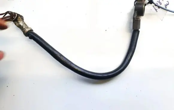 Mercedes-Benz Vito Viano W638 Positive cable (battery) 6385400131