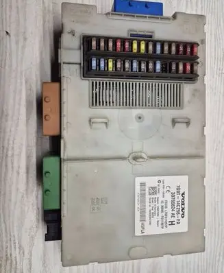 Volvo V70 Fuse module 7G9T14C256FA 30765624AE 3659AF01125TP