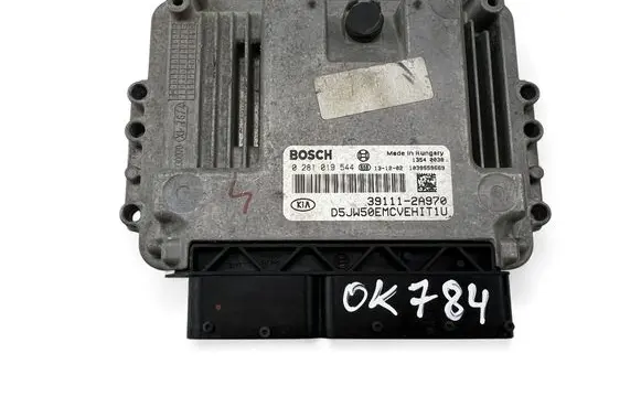 KIA Ceed Engine control unit/module ECU 391112A970 0281019544