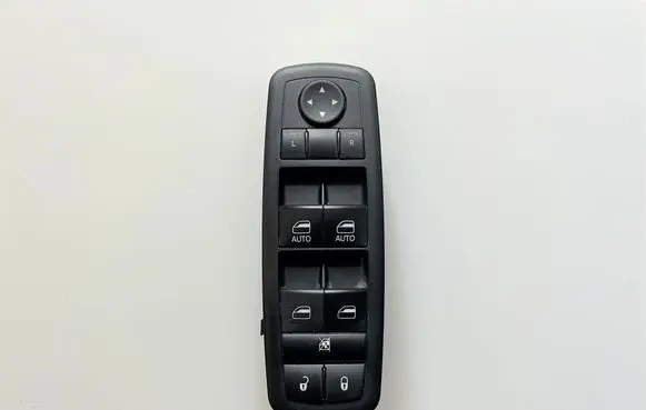 Chrysler Pacifica Electric window control switch 68234092AC 68590599AA