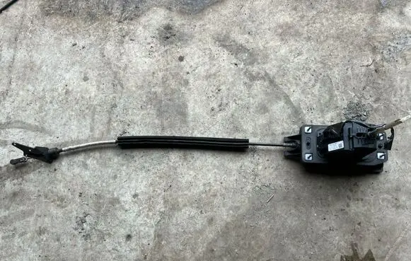 Skoda Rapid (NH) Gear shifter/selector 6RA713025F