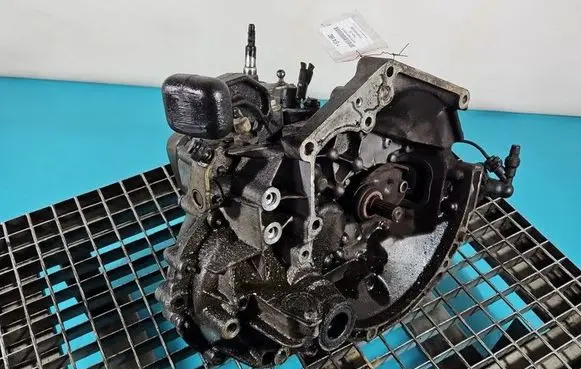 Peugeot 307 Manual 5 speed gearbox IMPRK1574682