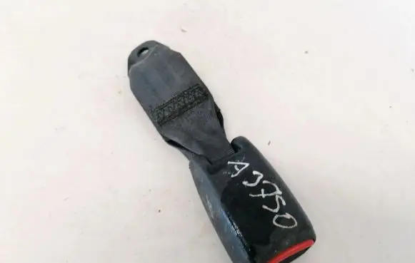 Nissan Altima Rear seatbelt buckle NSB1053