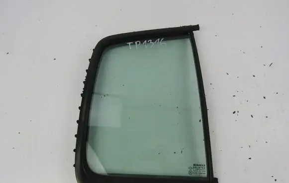 Renault Clio II Rear side window 