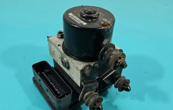 Volkswagen Golf Plus ABS Pump 1K0614517AC IMPRK1414408