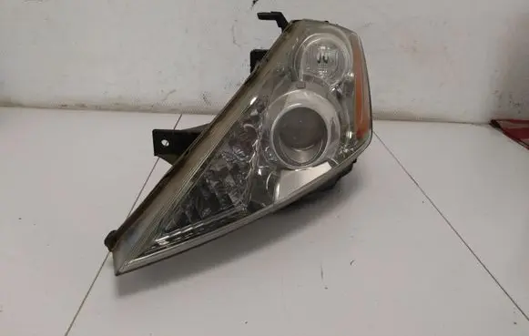 Nissan Murano Z50 Headlight/headlamp 10063800