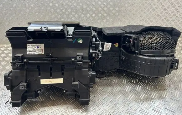 Mercedes-Benz C W205 Interior heater climate box assembly A2058300060